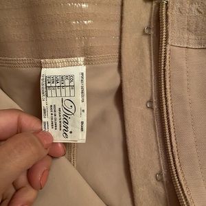 Diane Colombian Faja